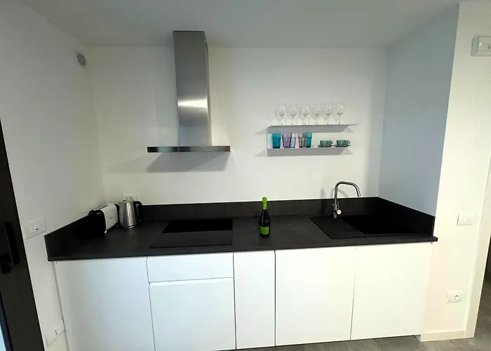 Aquamarina Apartment